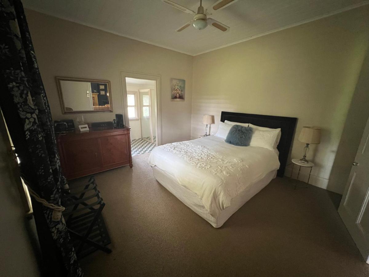 Private In An Historic 1865 Homestead Farm stay